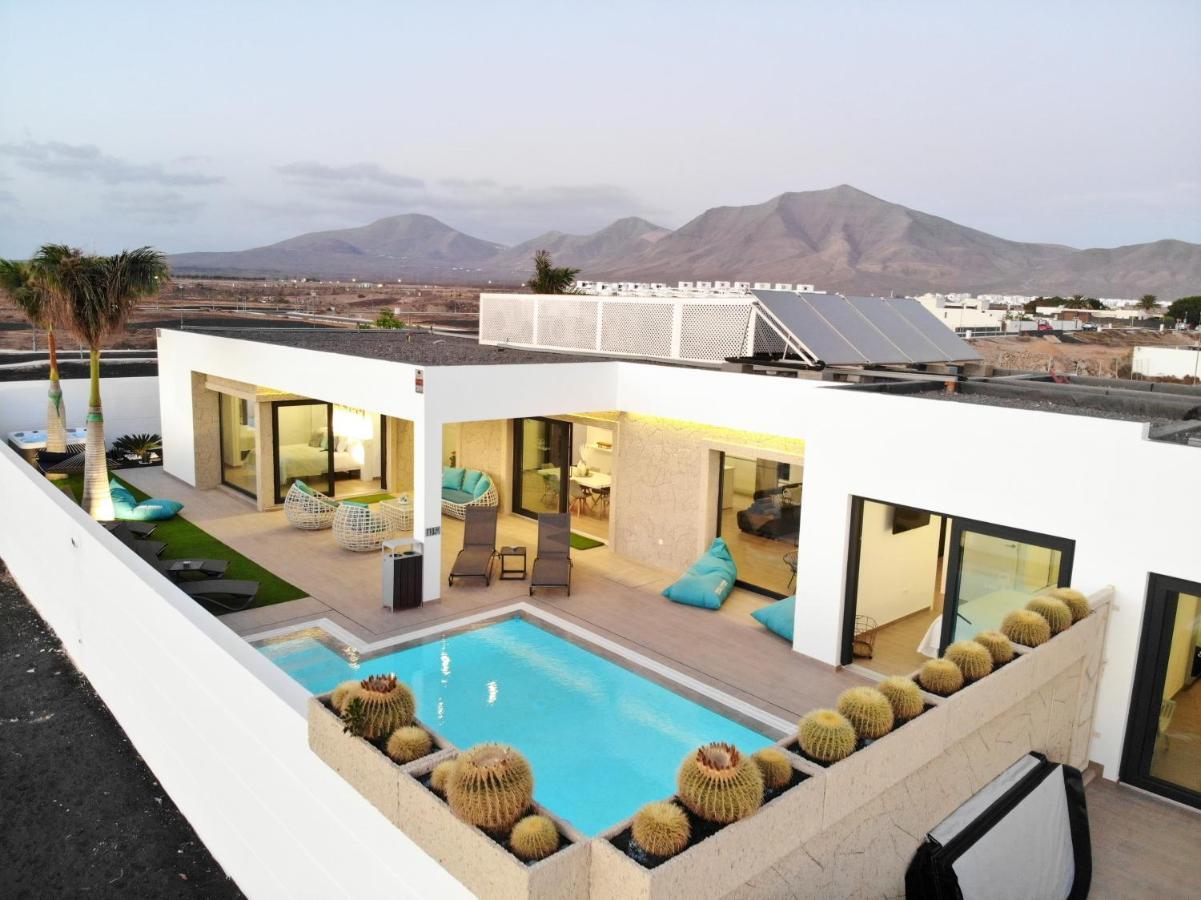 Sea Breeze Villas Lapa And Claca プラヤ・ブランカ エクステリア 写真